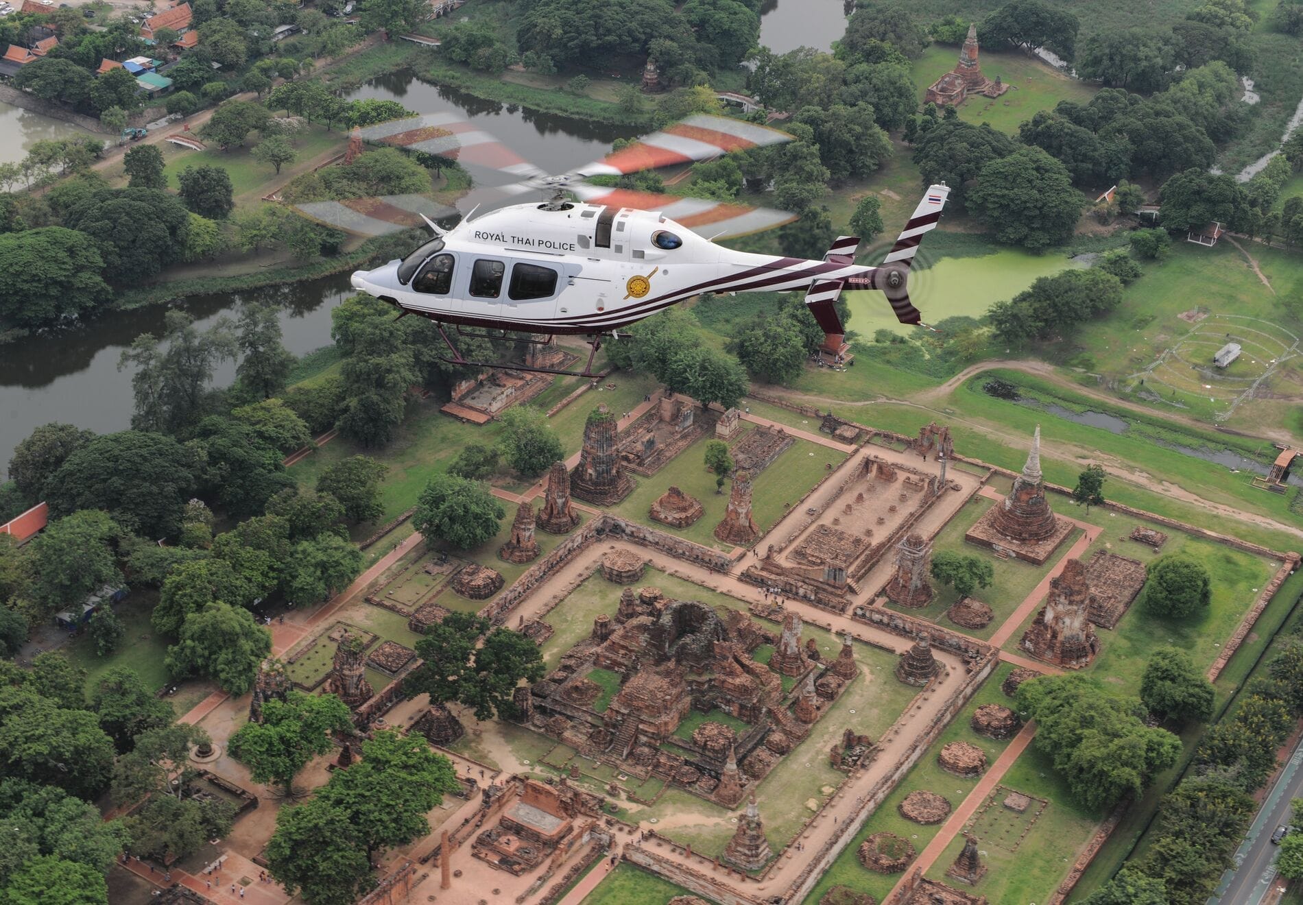 Bell-429-Polizei-über-Thailand