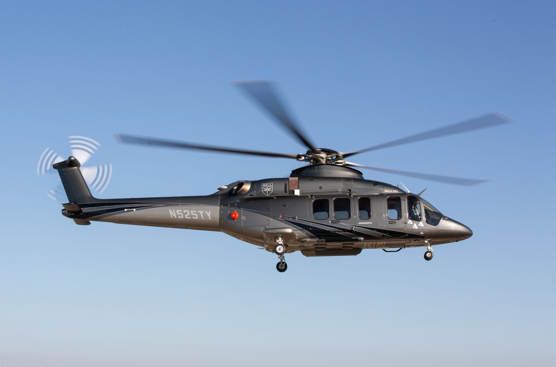 Bell 525 im Flug, Profilansicht