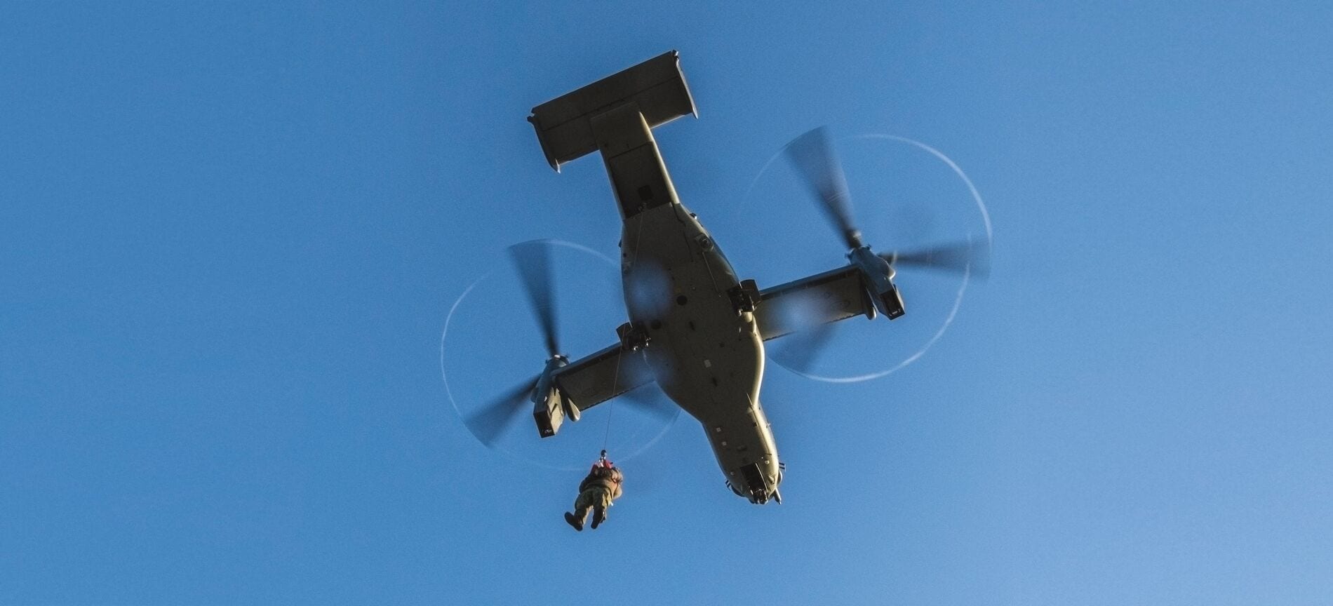 Web_Hero-171213-A-CG673-0005