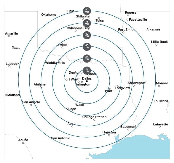 Bell 429 über Dallas Reichweitenringen