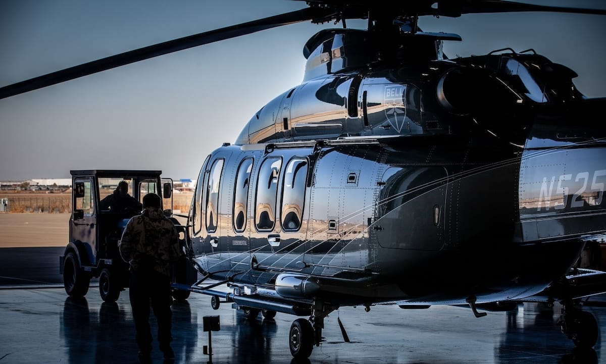 Bell 525 im Hangar